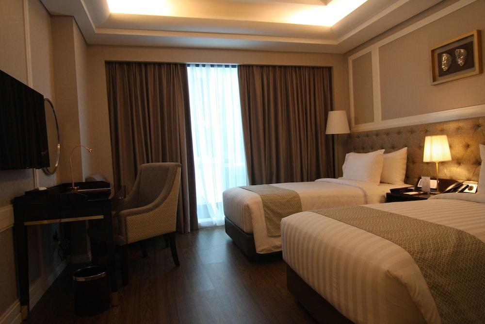 เบสต์ เวสเทิร์น พรีเมียร์ ปันบิล Hotel Batam ภายนอก รูปภาพ